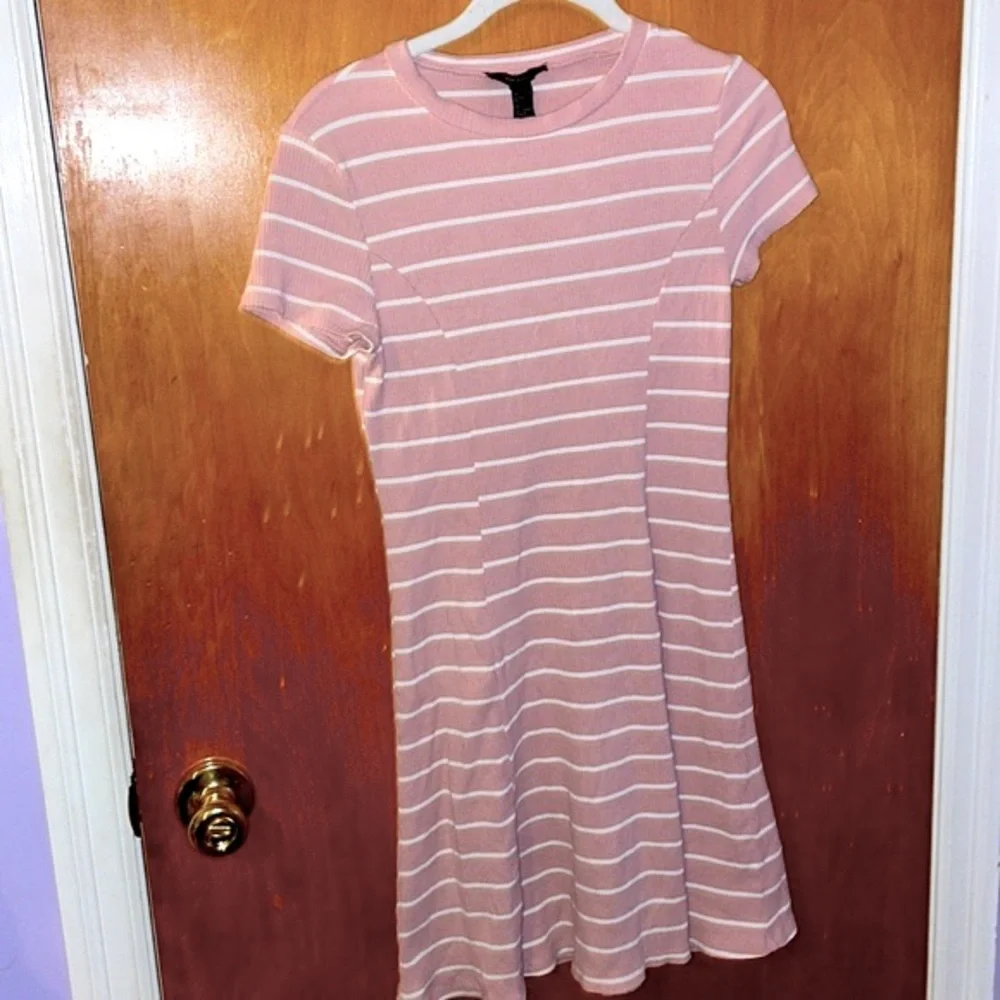 🚫SOLD🚫 Stripe Dress 💗 - Picture 5 of 12